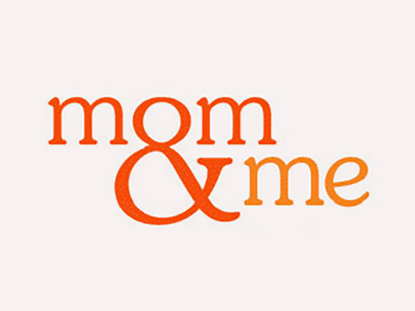 Mom & Me Logo